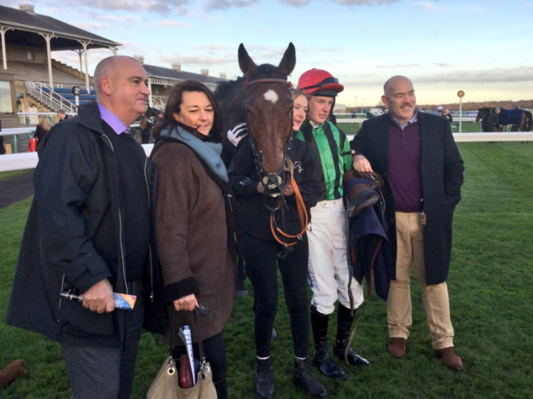 Germany Calling wins at Doncaster for Charlie Longsdon Racing