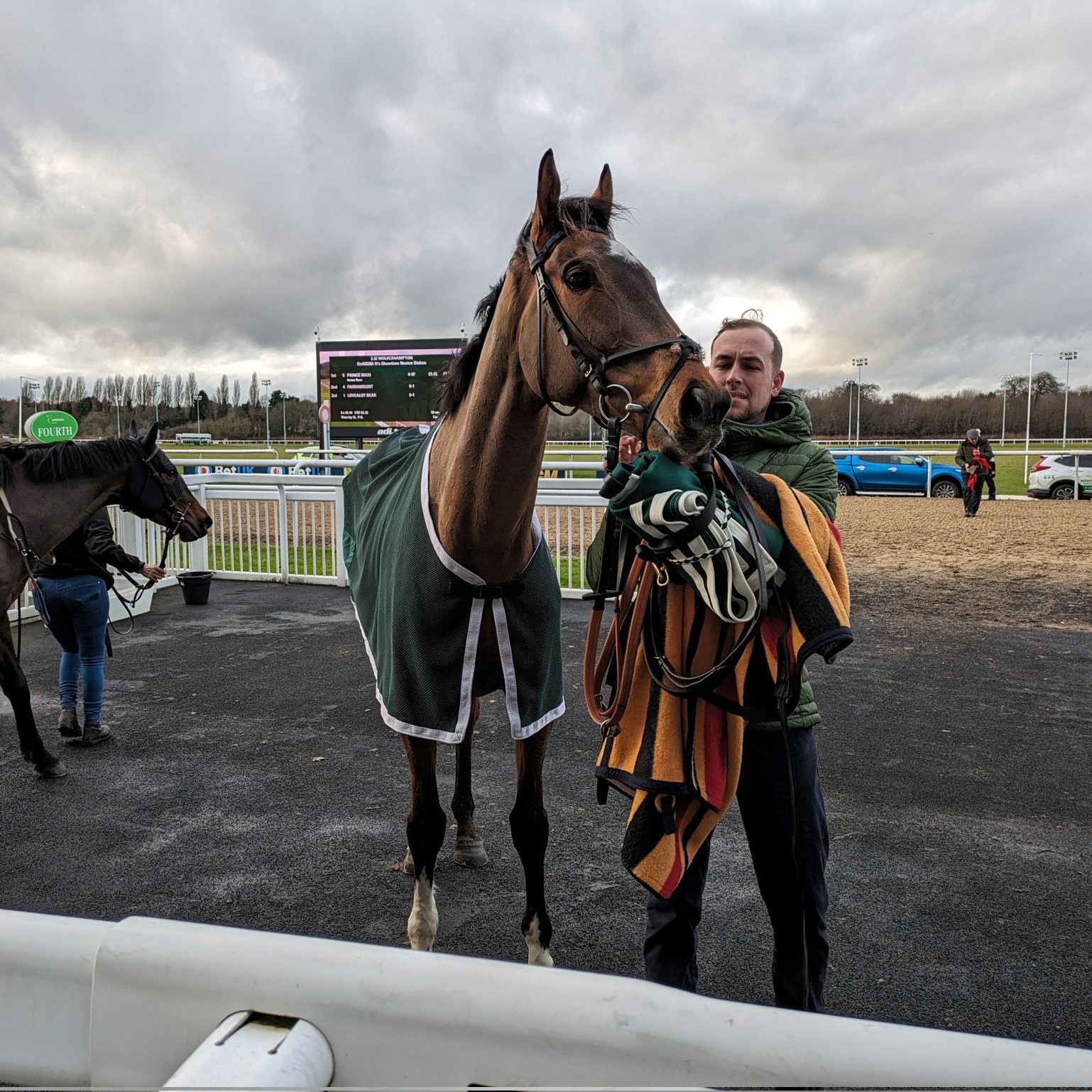 Parramount lands 2nd in his Flat Debut