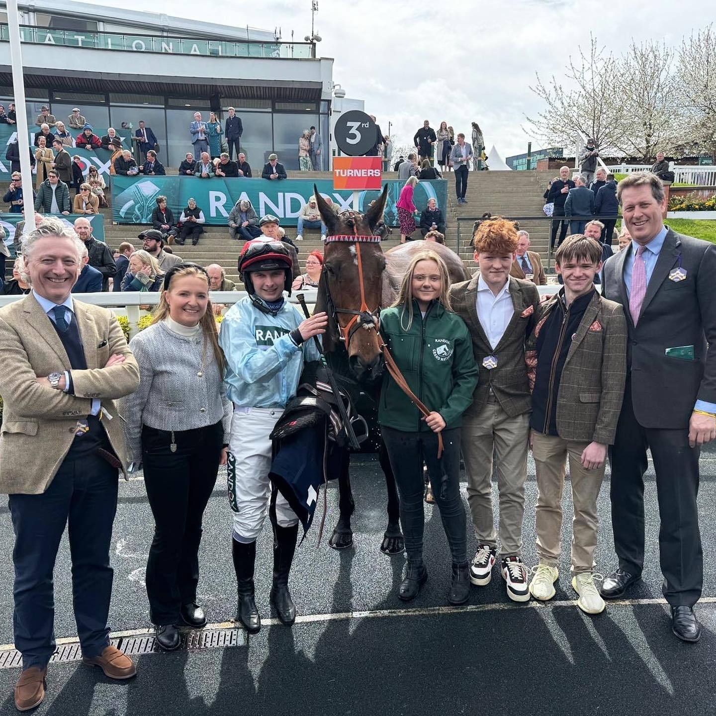 3rd For Bugise Seagull in Aintree Grade 1