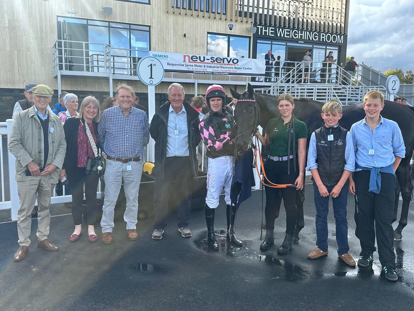 Washpool & his winning syndicate!