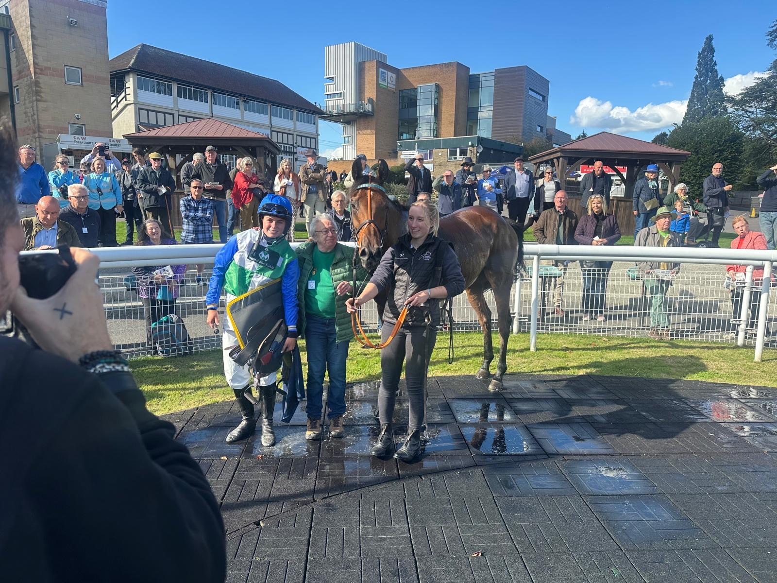 Midnight Jewel and winning connections