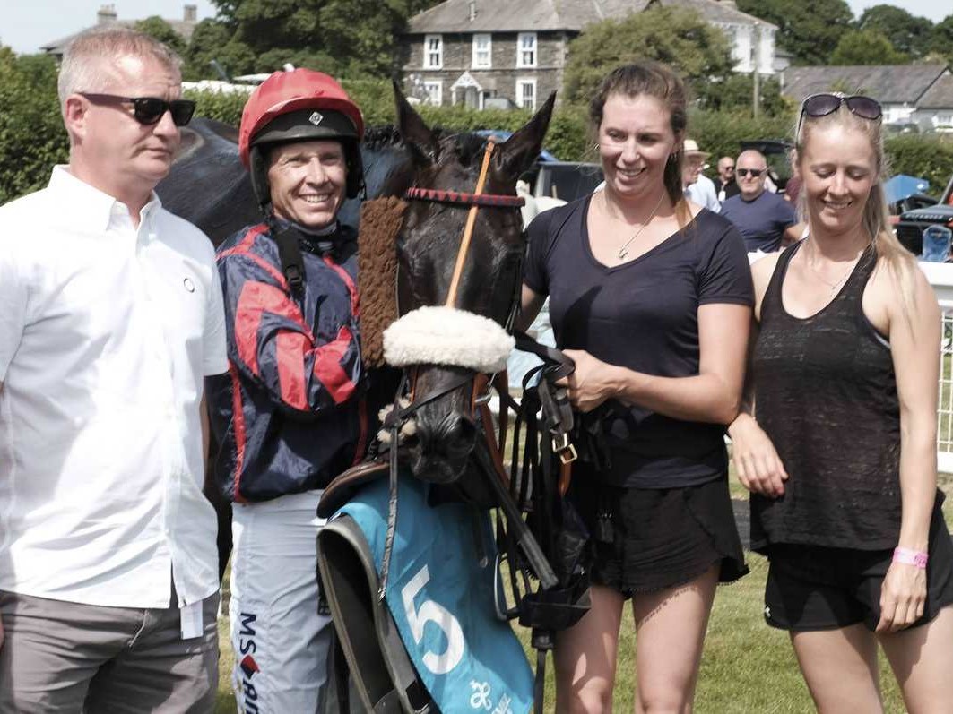 Kilfinichen Bay winning connections at Cartmel